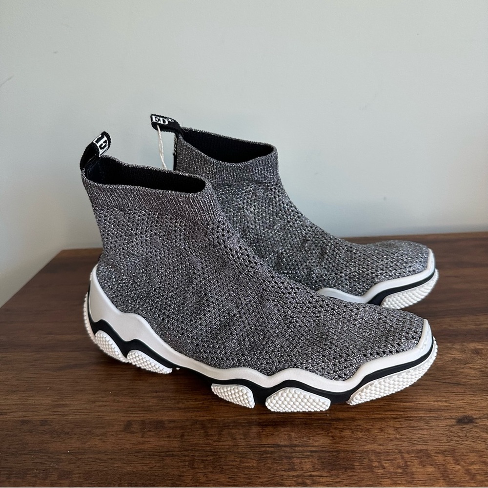 Red(V) women’s Gray Knit High-Top Sneakers size 6. New with tag.